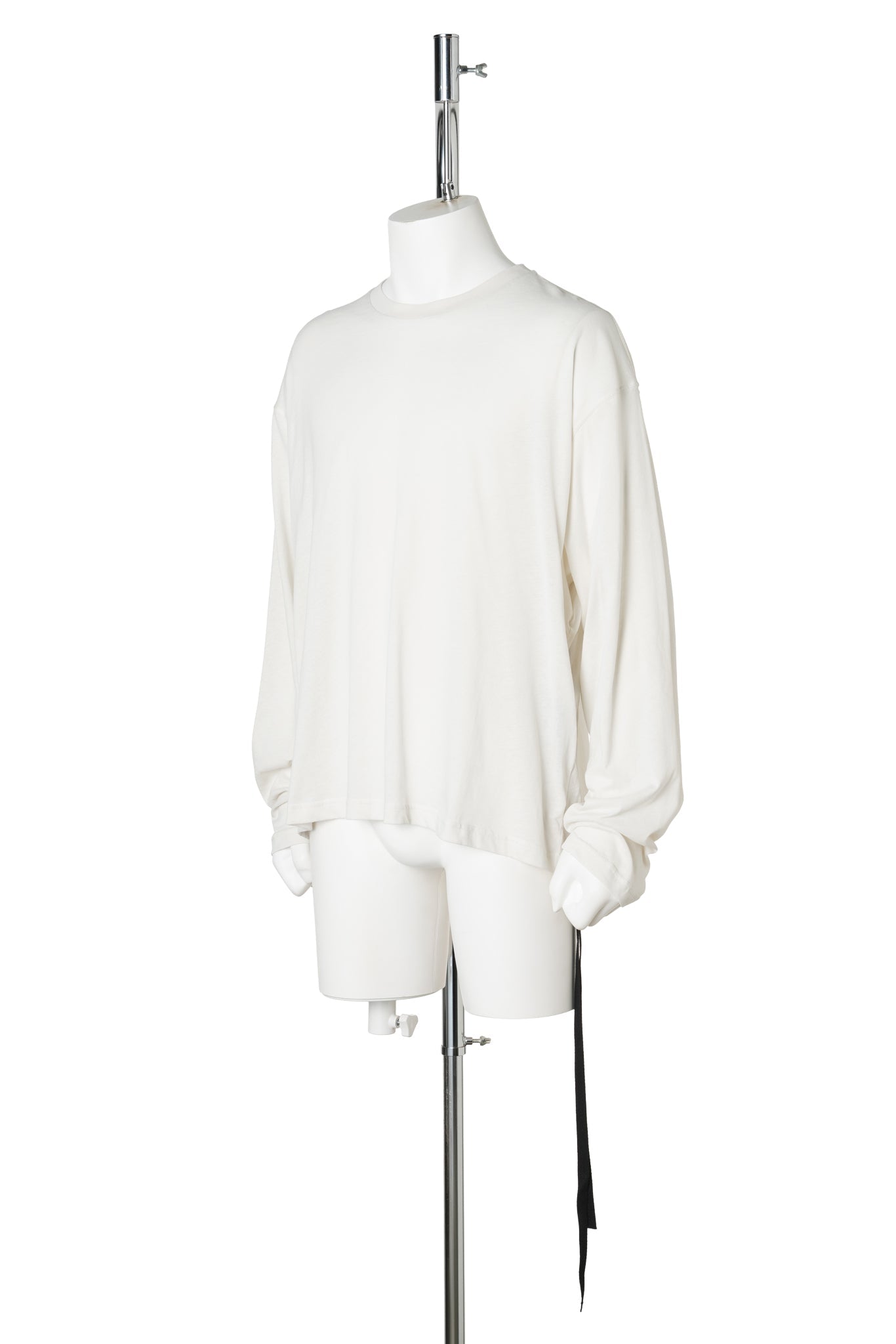 EMIL RELAX FIT LONG SLEEVE BOXY T-SHIRT WITH "THE SCHOOL BOY" PRINT / 003:IVORY