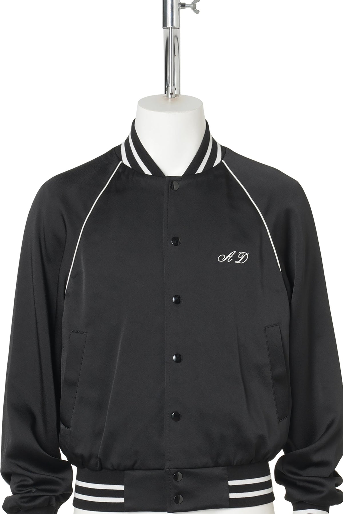SLIM FIT RAGLAN BOMBER WITH "LOVERS FOREVER" EMBROIDERY / 099:BLACK