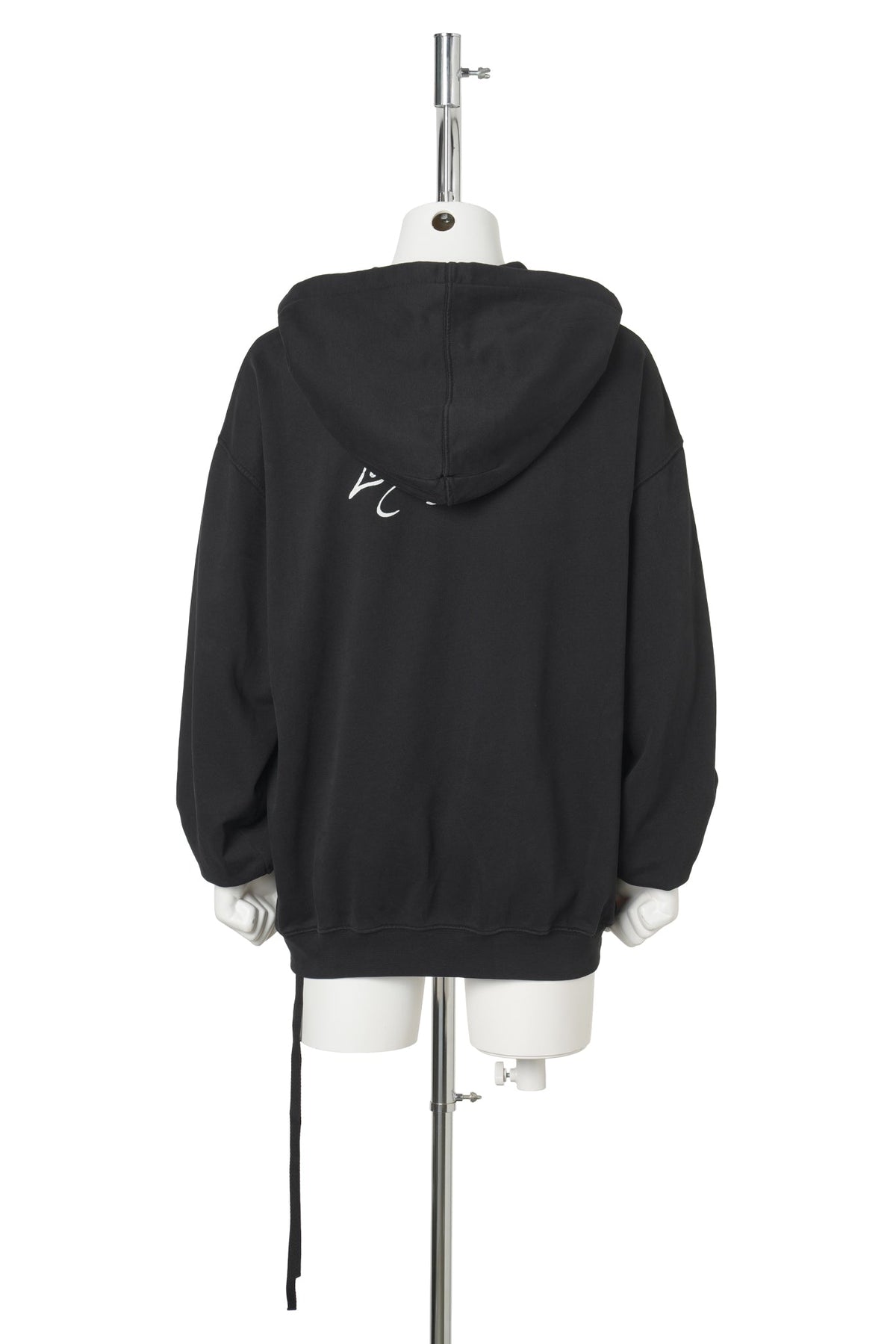 CARA COMFORT HOODIE SWEATSHIRT WITH "LOVERS FOREVER" PRINT / 099:BLACK