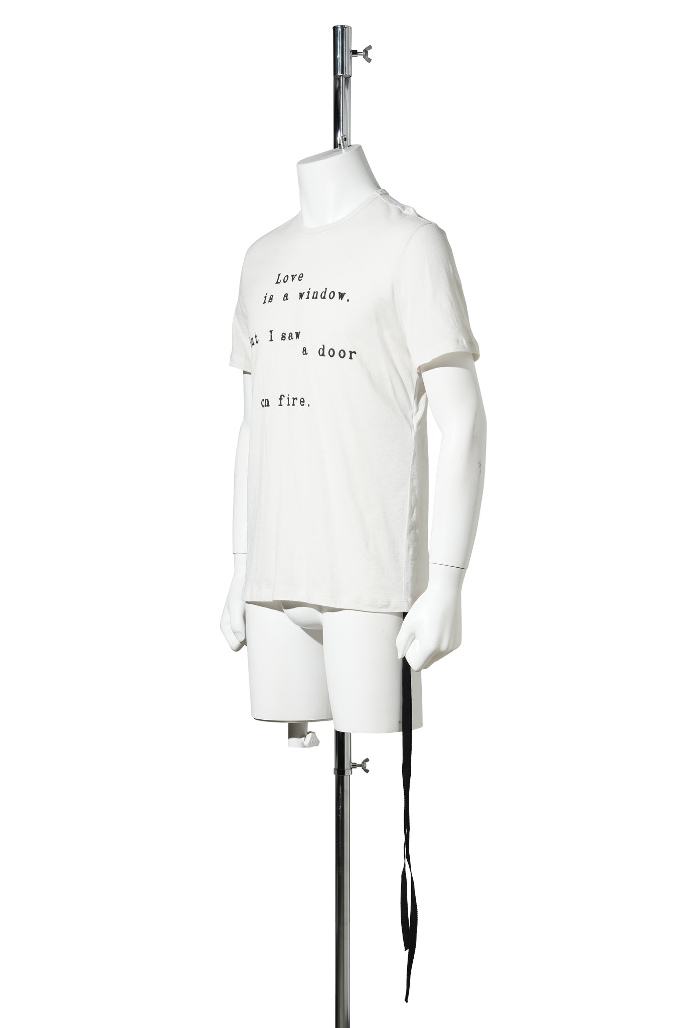 BAPTIST STANDARD FIT T-SHIRT WITH  "LOVE IS A WINDOW" PRINT / 003:IVORY