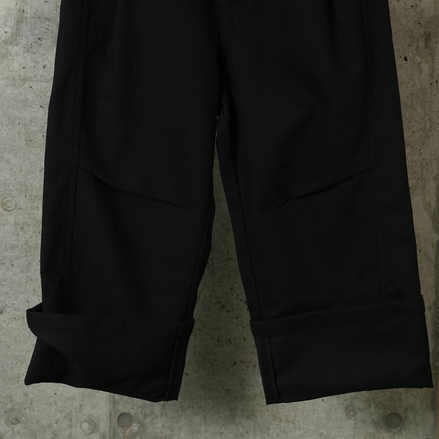 TROUSERS / NOIR