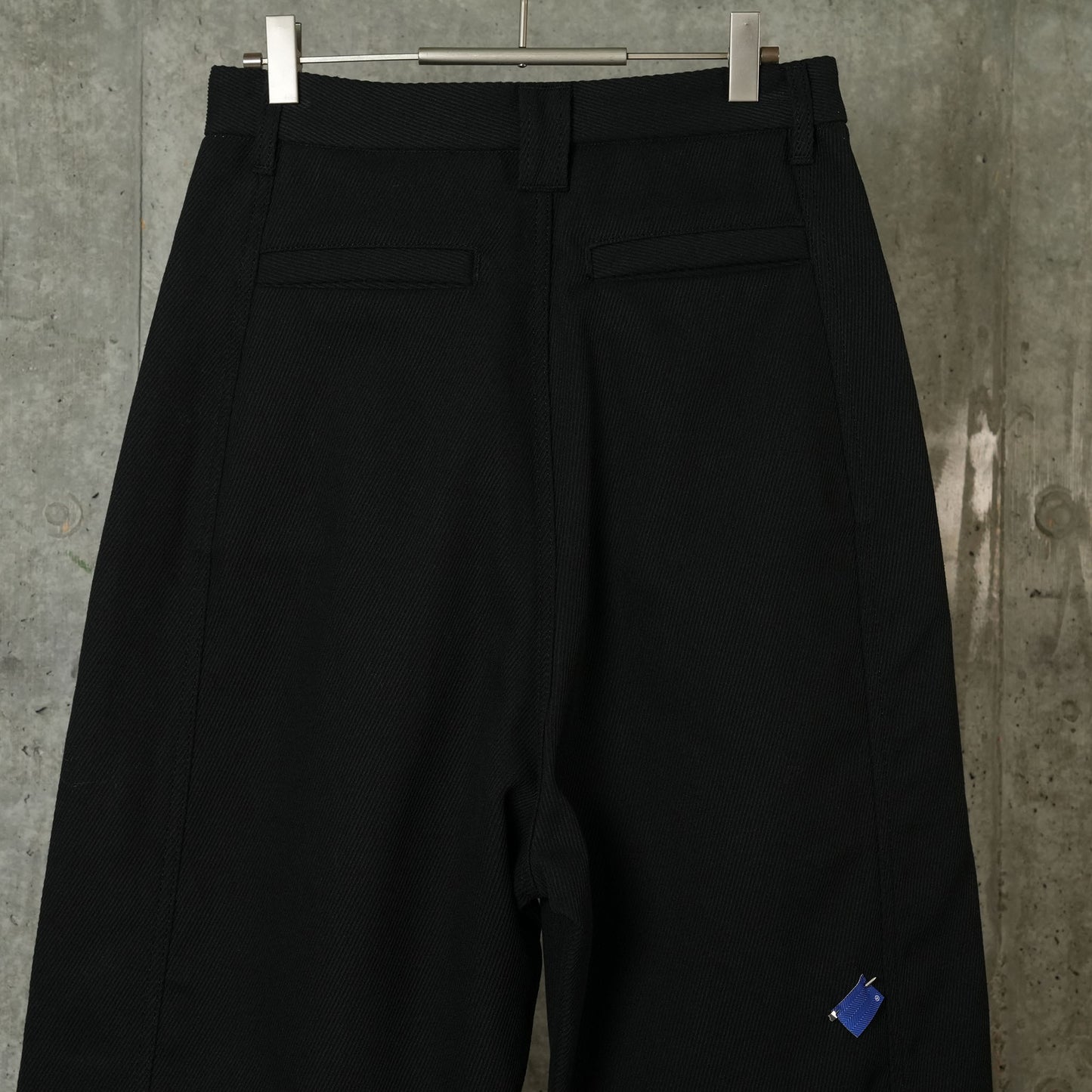 TROUSERS / NOIR