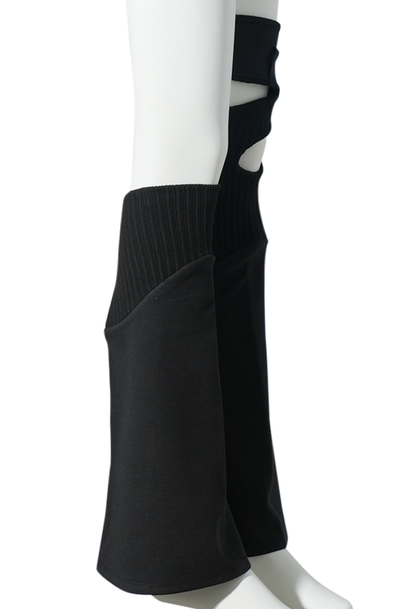 ASYMMETRIC LEG WARMER / BLACK