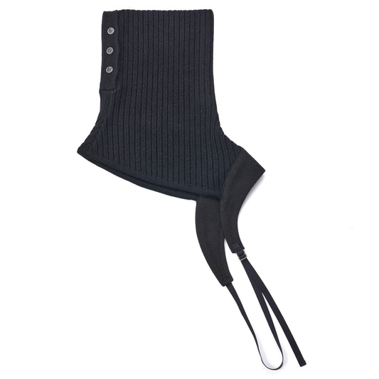 HARNESSED NECK WARMER / BLACK