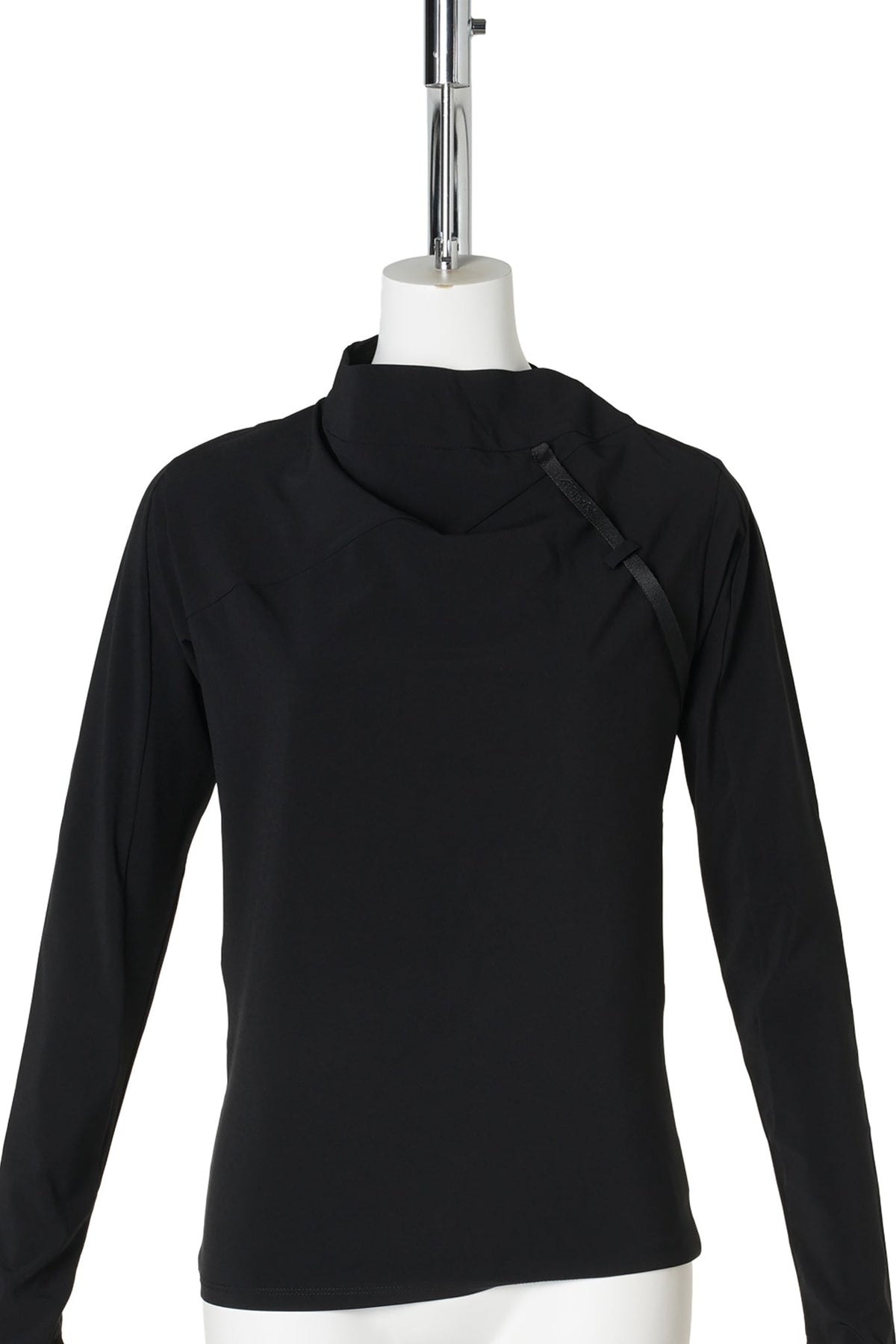 ADJUSTABLE NECK TOP (WM) / BLACK