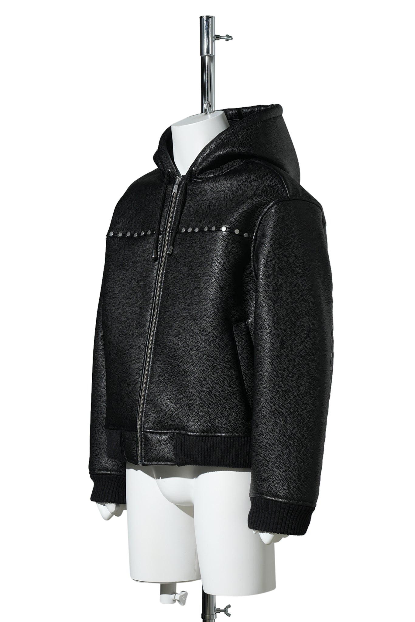 HOODED STUDDED BOMBER / BLACK