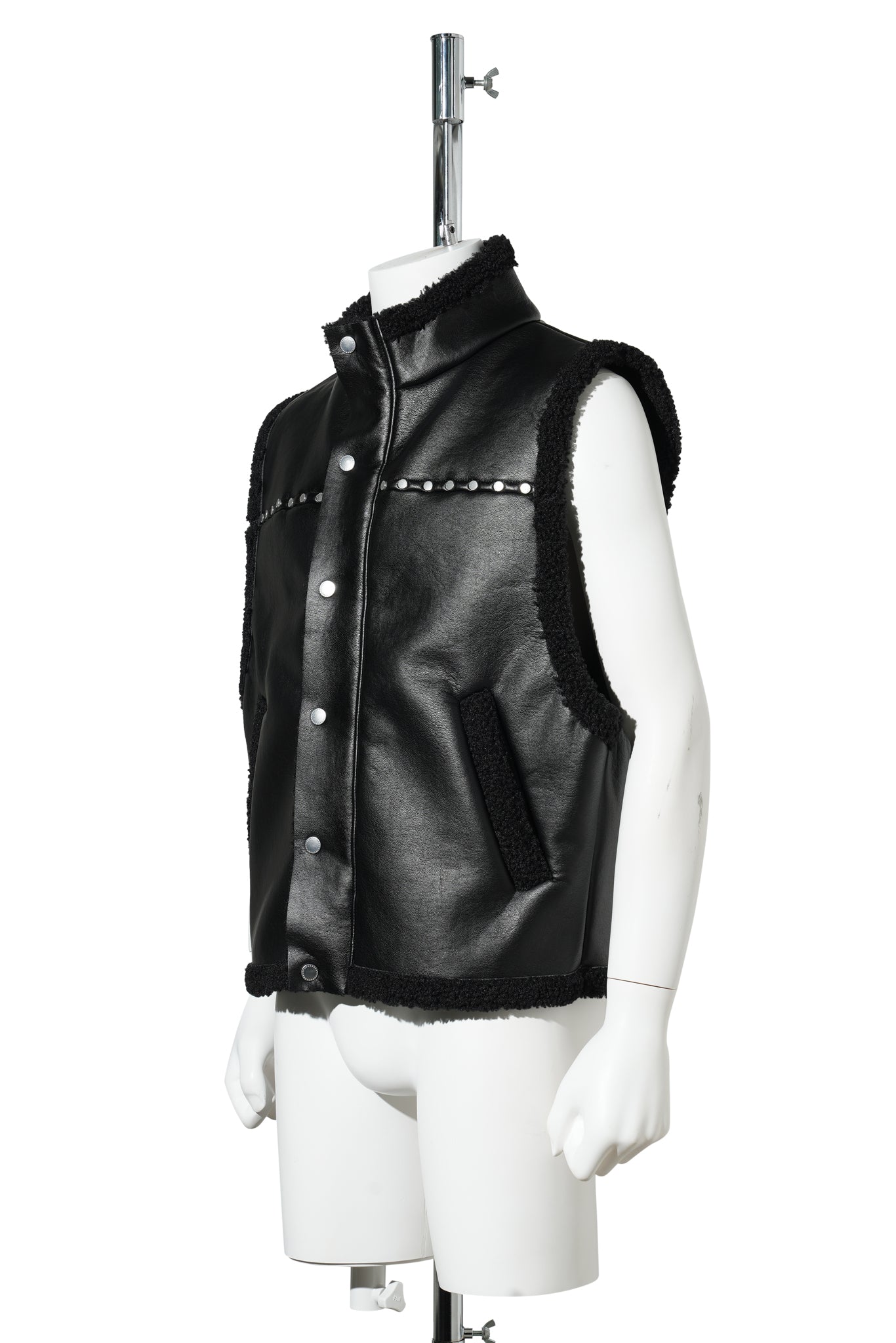 STUDDED VEST / BLACK