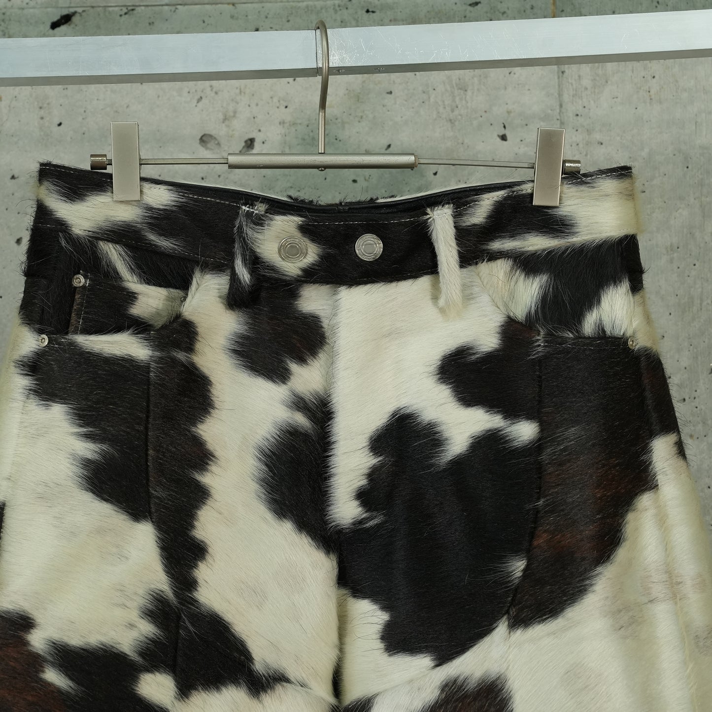 LOVEBUM LEATHER PANTS / 007:COW