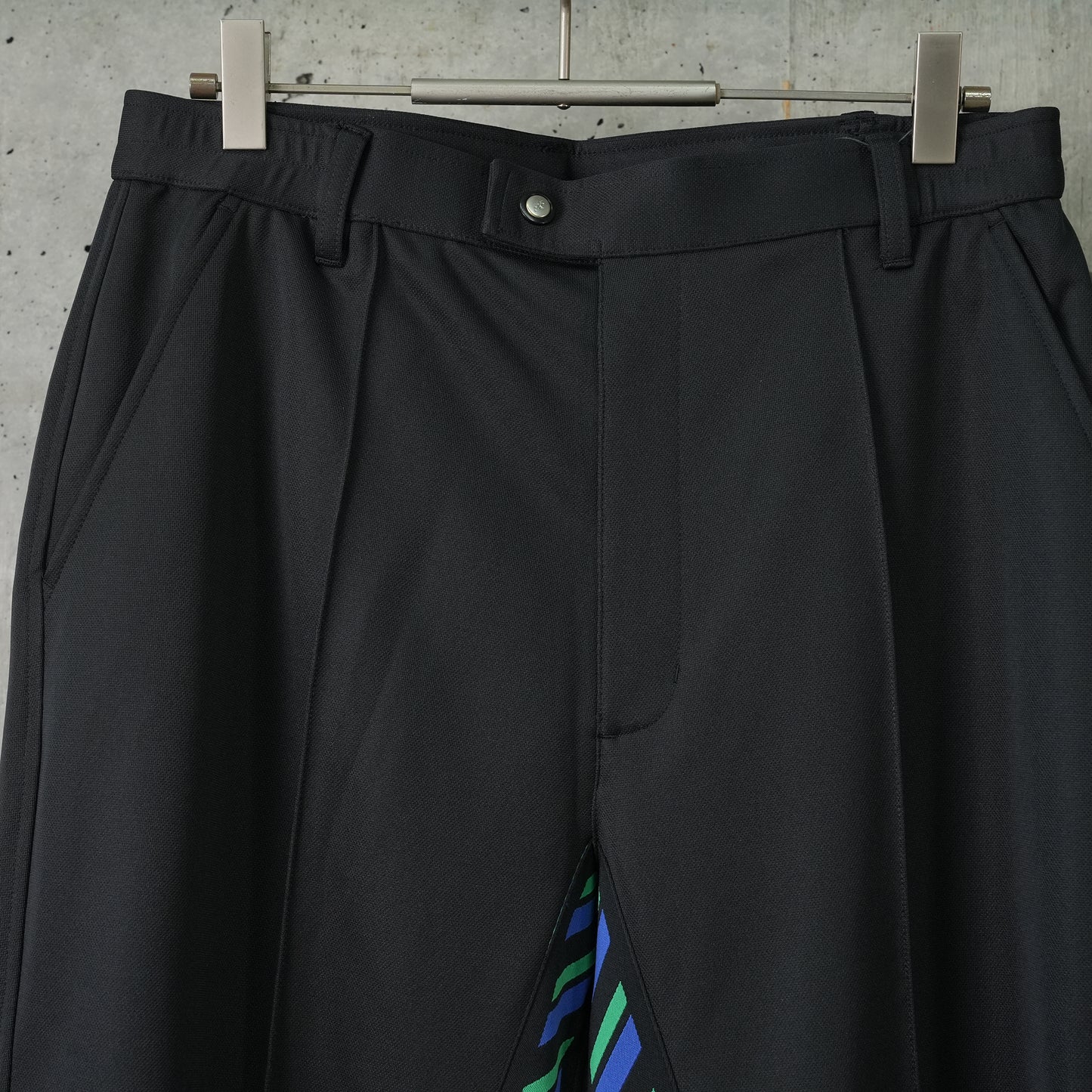 STYRAX TRACK PANTS / 001:ANTHRACITE