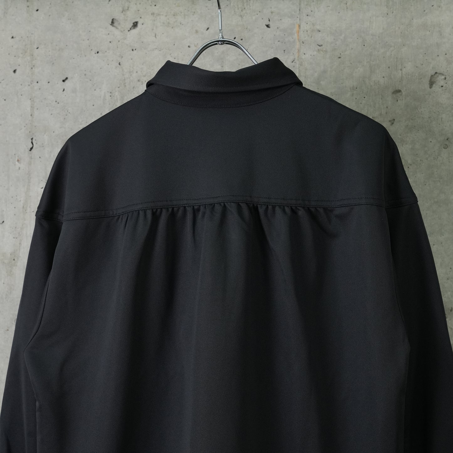 ORMOSIANCY PULLOVER / 001:ANTHRACITE