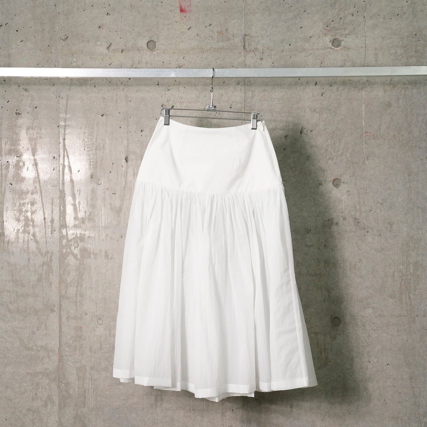 SHIRRING CULOTTE PANTS / WHITE