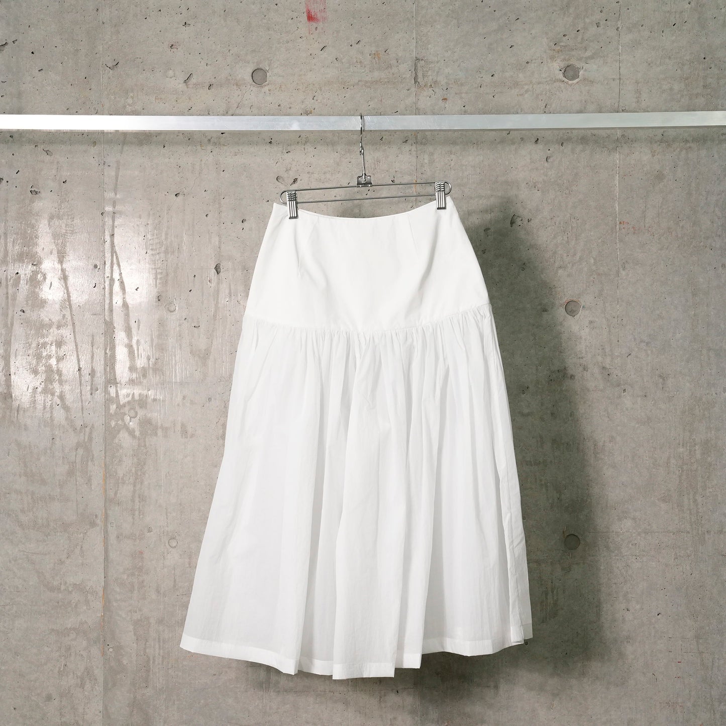 SHIRRING CULOTTE PANTS / WHITE