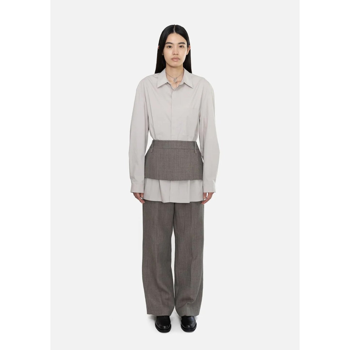 APRON MINI LAYERED SKIRT / GREY BEIGE