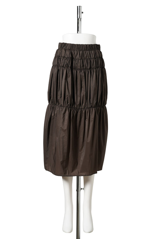 NYLON SHIRRING SKIRT / BROWN