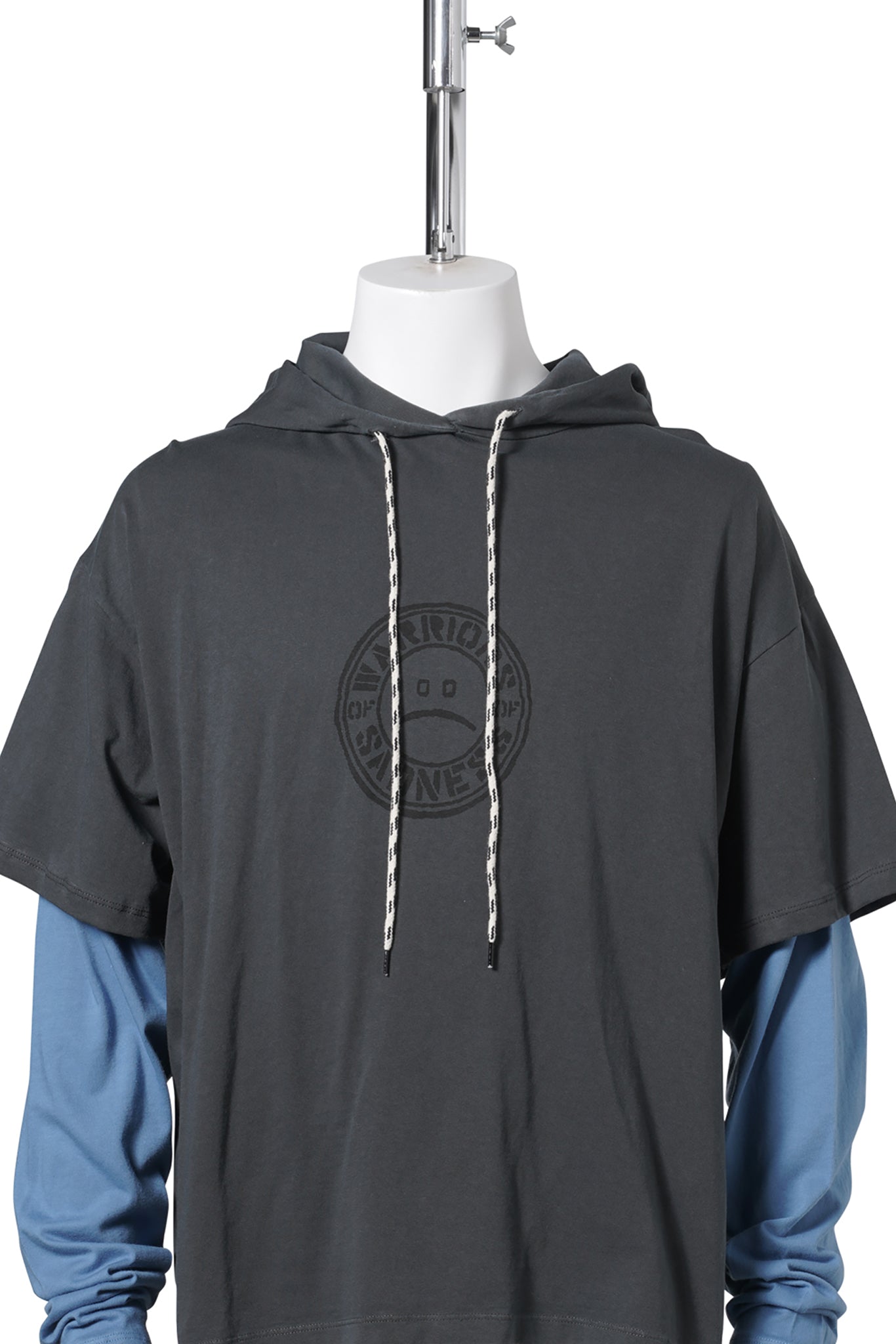 WARRIOR OF SADNESS HOODED LS TEE / MULTI