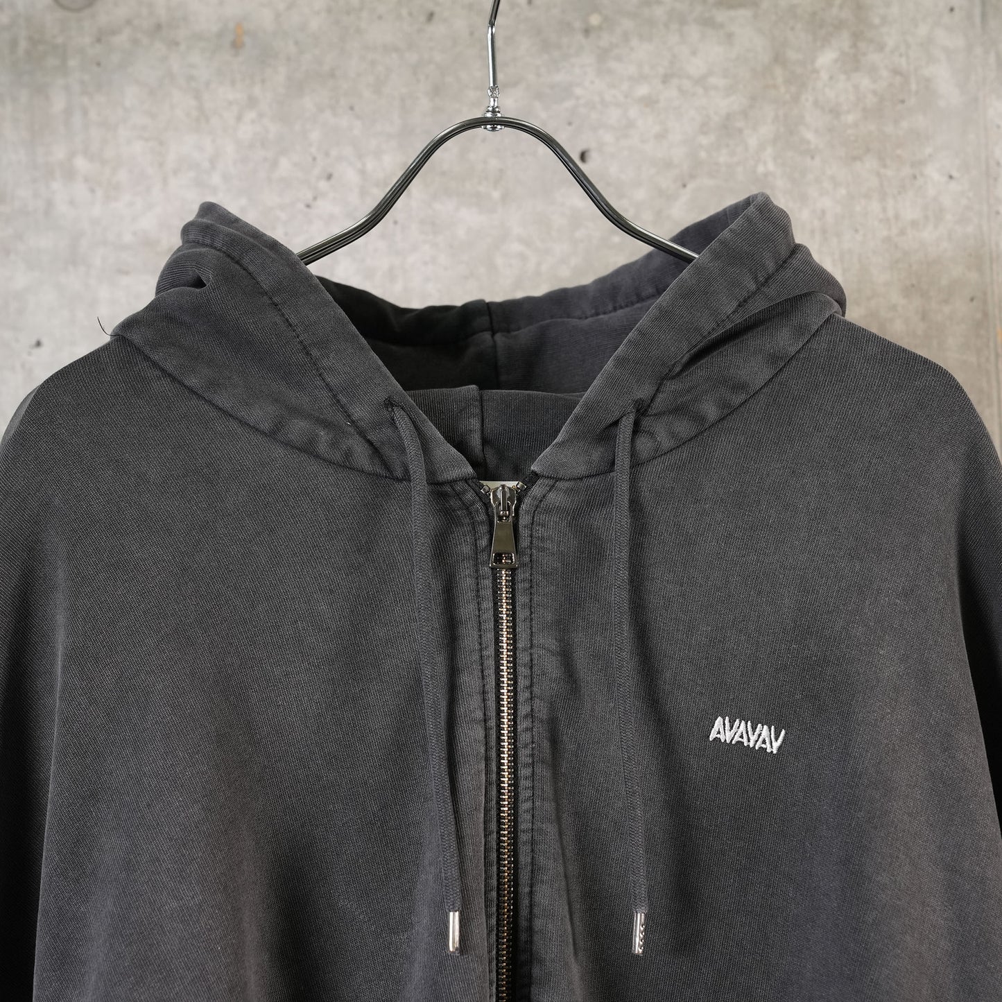 SHOULDERLESS HOODIE / BLACK