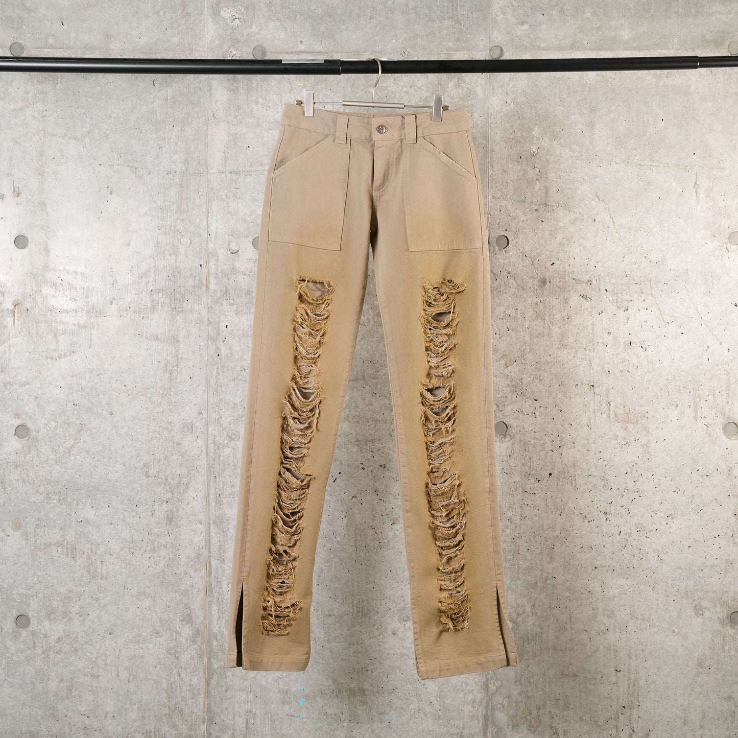 LOW WAIST JEANS / BEIGE