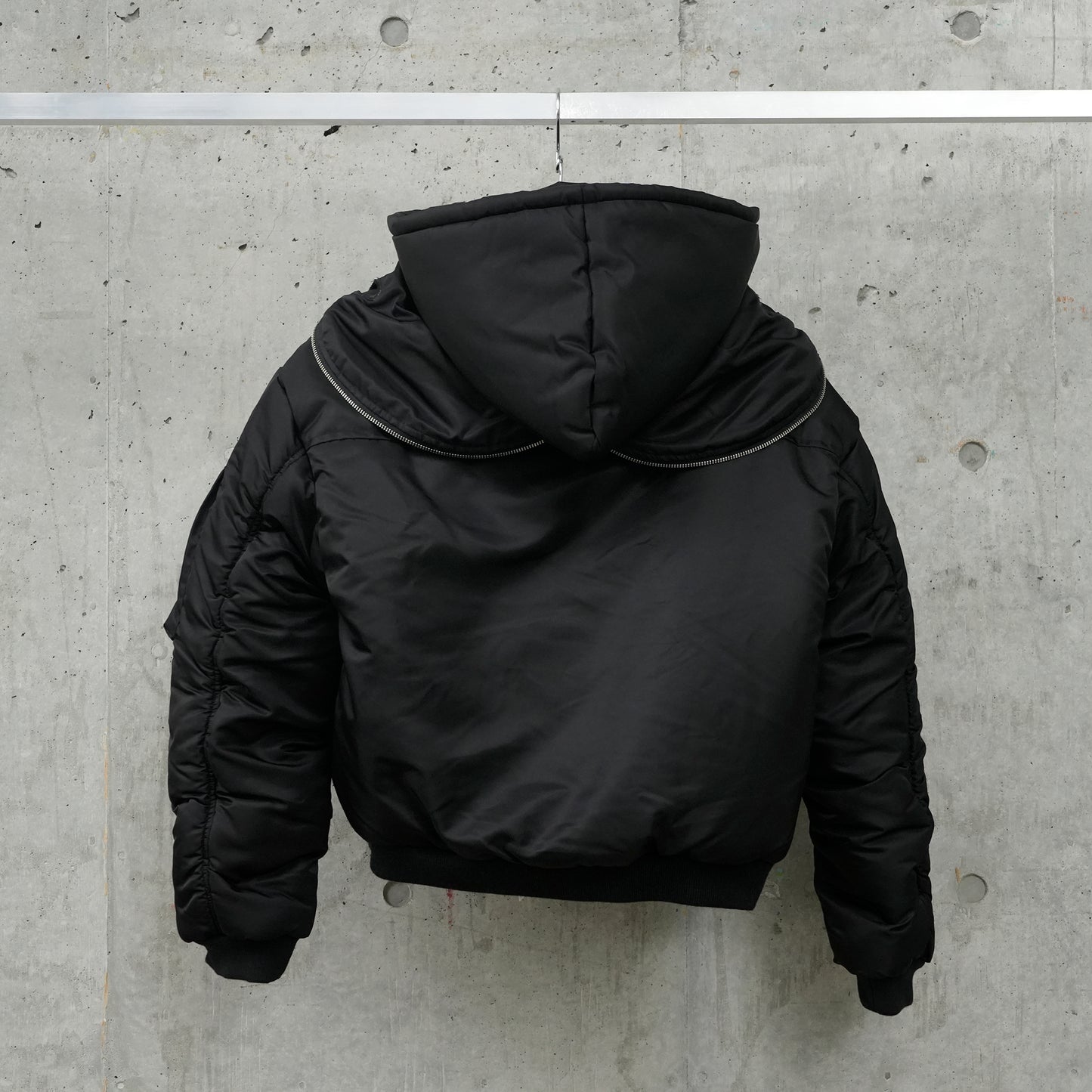 UTTERFLY BOMBER JACKET / BLACK