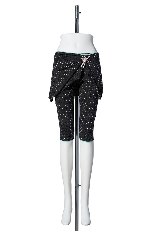 NAPPY PIN SHORTS / BLACK POLKA DOT