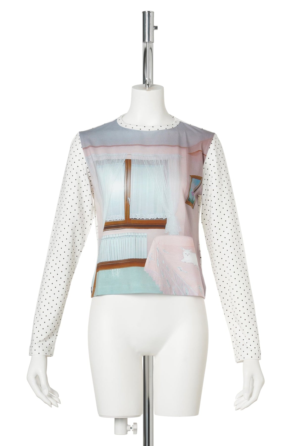 LONG SLEEVE T-SHIRT / ROOM