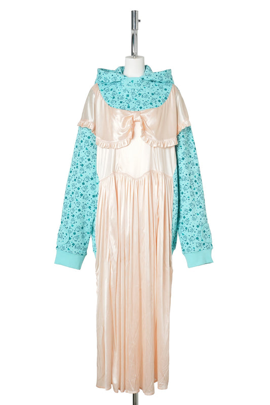 GOWN HOODIE / BEAR