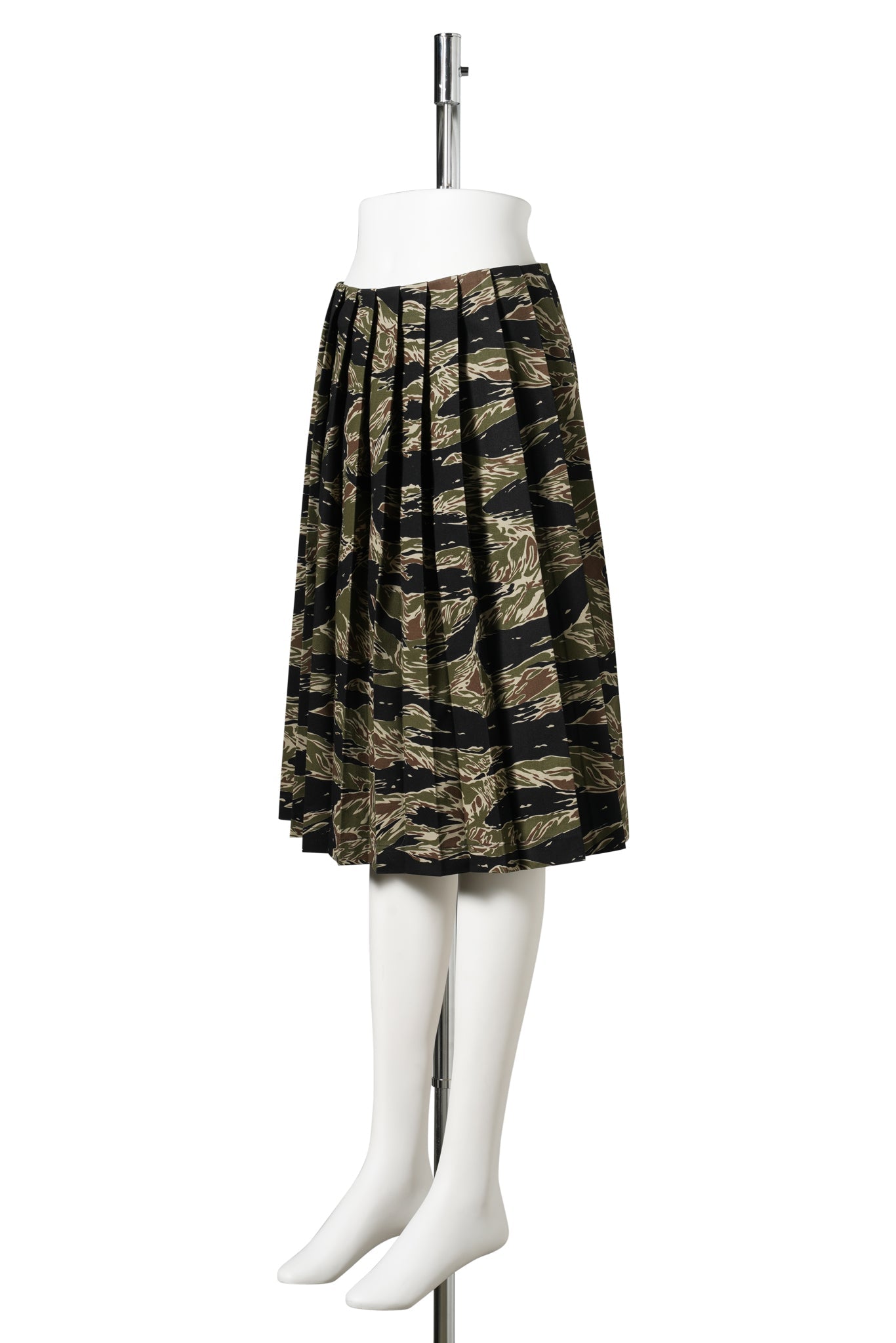 PLEATED SKIRT / CAMO
