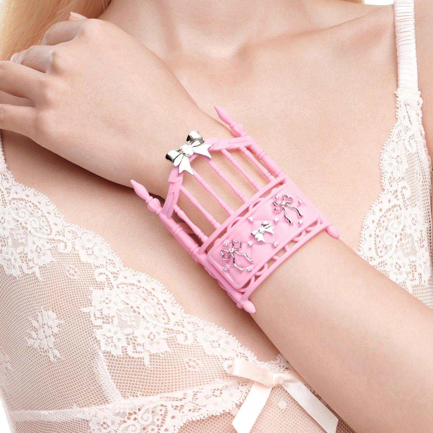DREAM DOLL HOUSE BRACELET / PINK