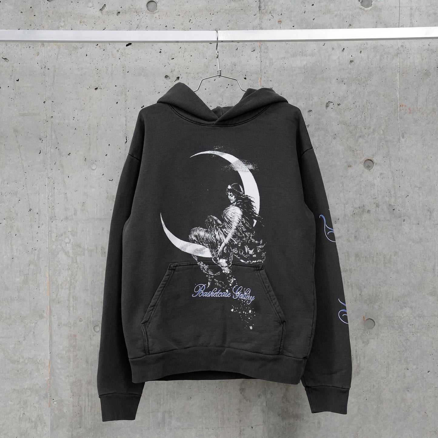 FANTASY HOODIE / VINTAGE BLACK