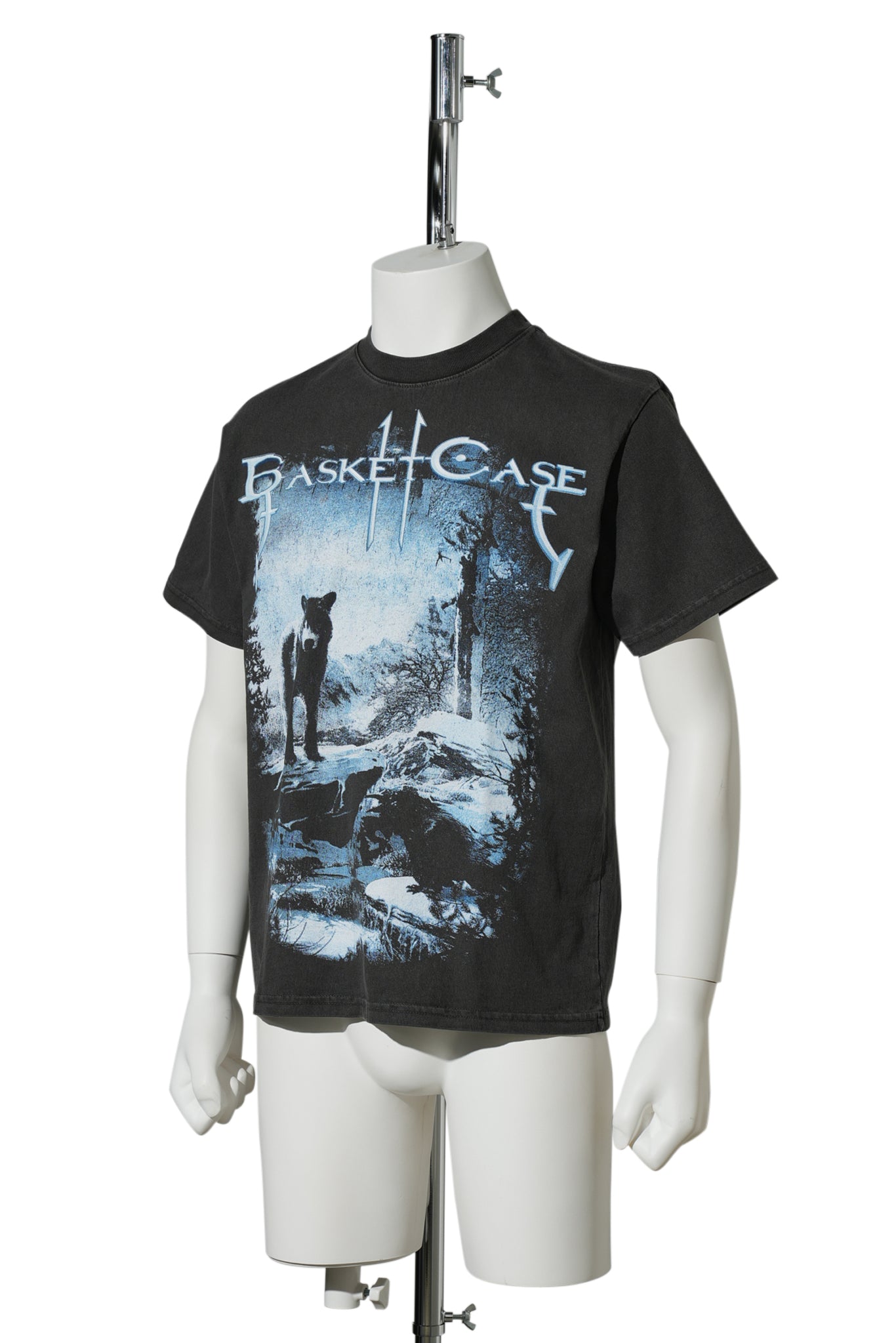 JOHN 1:17 , T-SHIRT / VINTAGE BLACK