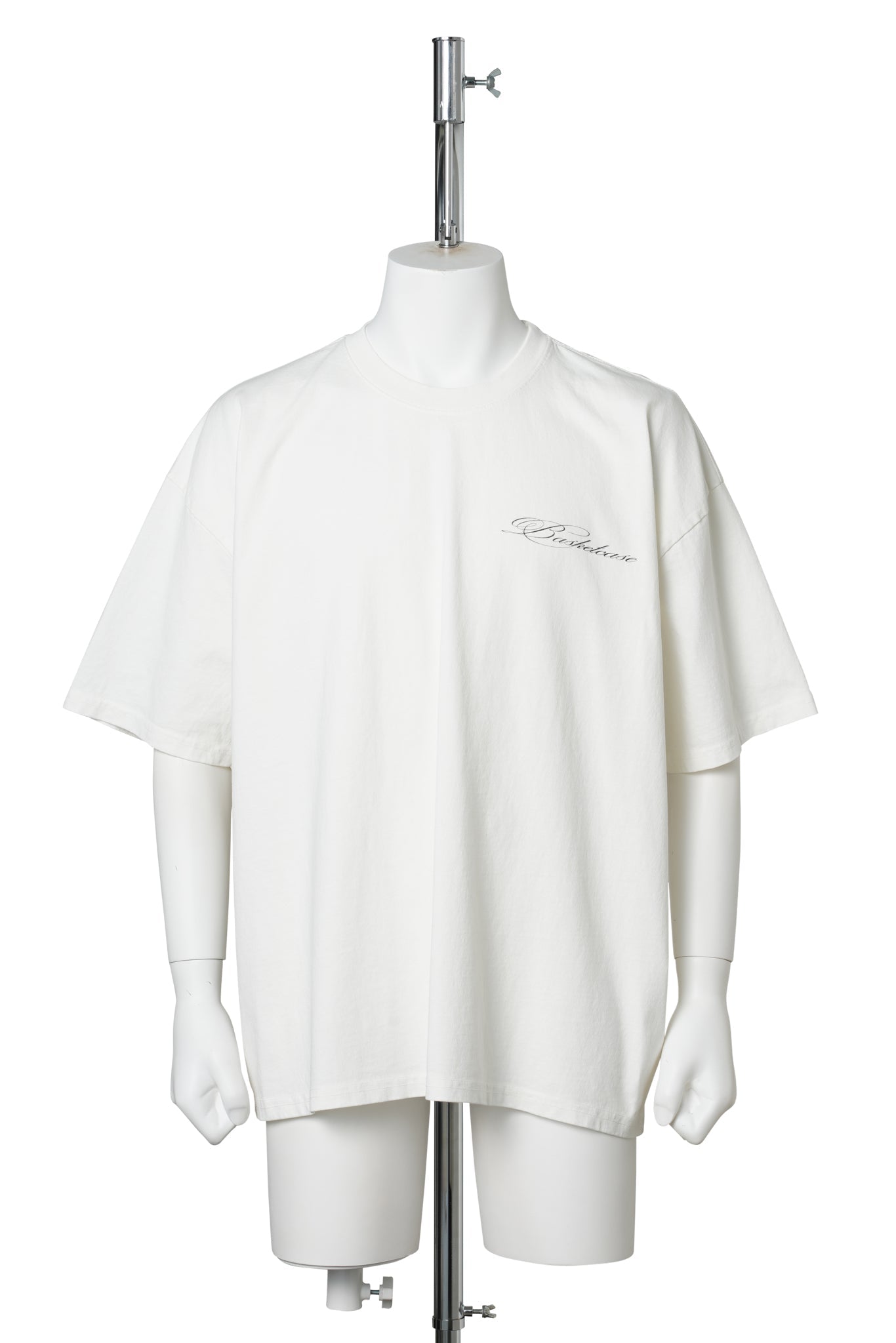 REACH, TEE / BONE
