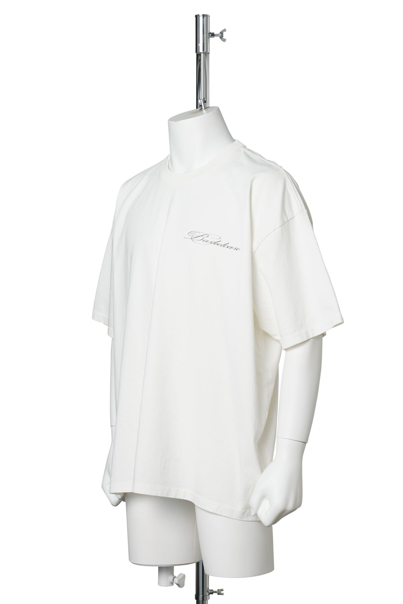 REACH, TEE / BONE