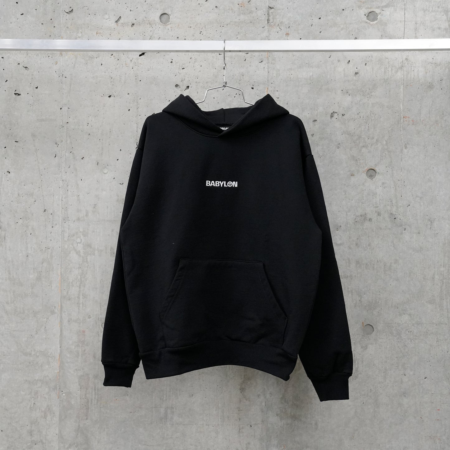 SHOP HOODIE / BLACK