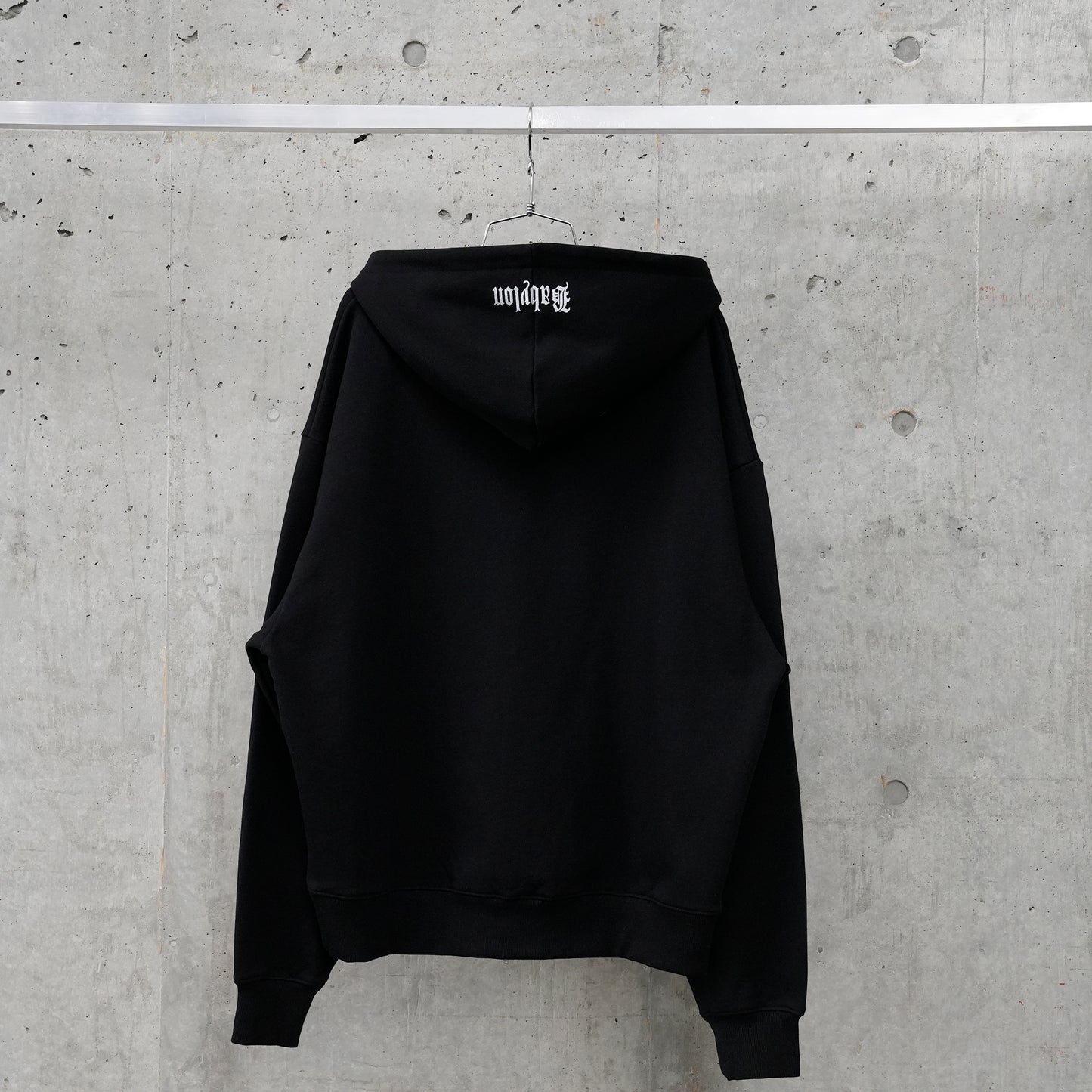 WHO THE DEVIL? HOODIE / BLACK