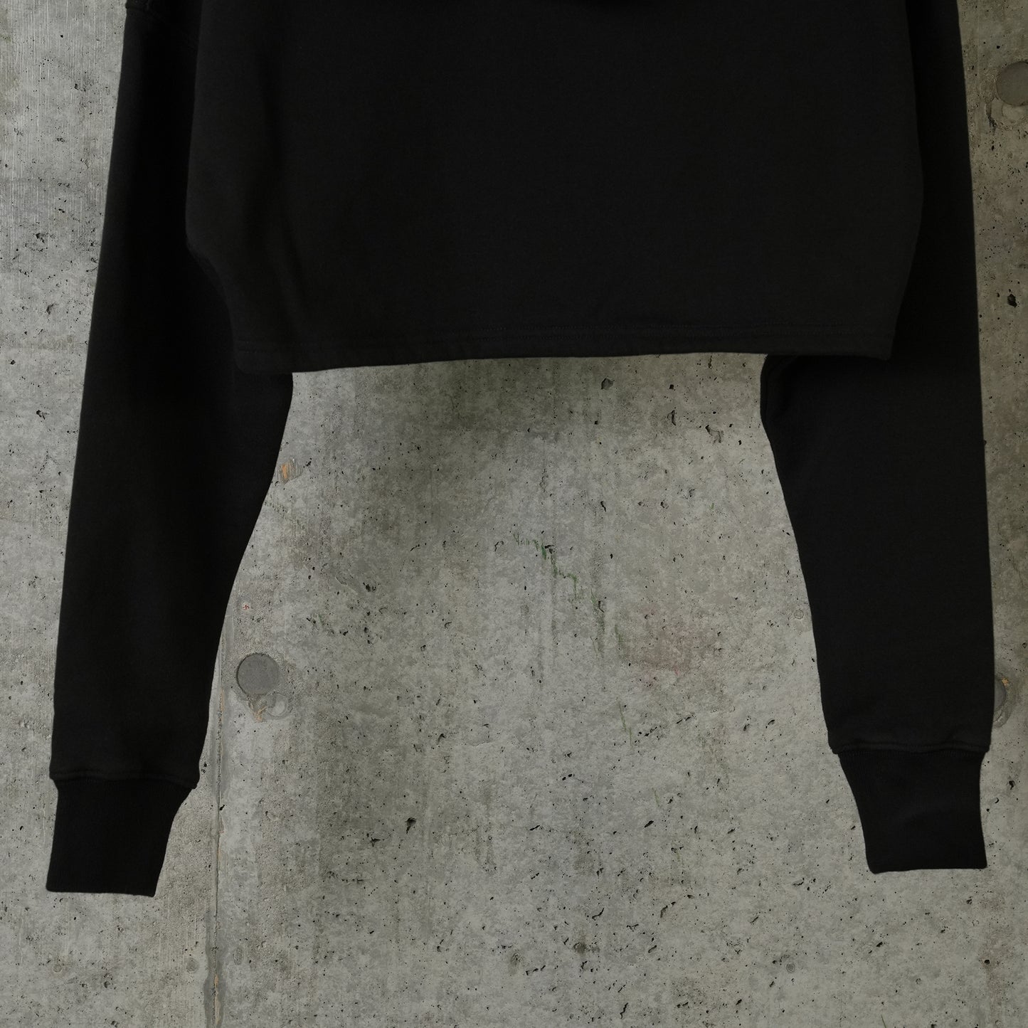 CROPPED HOOD / BLACK