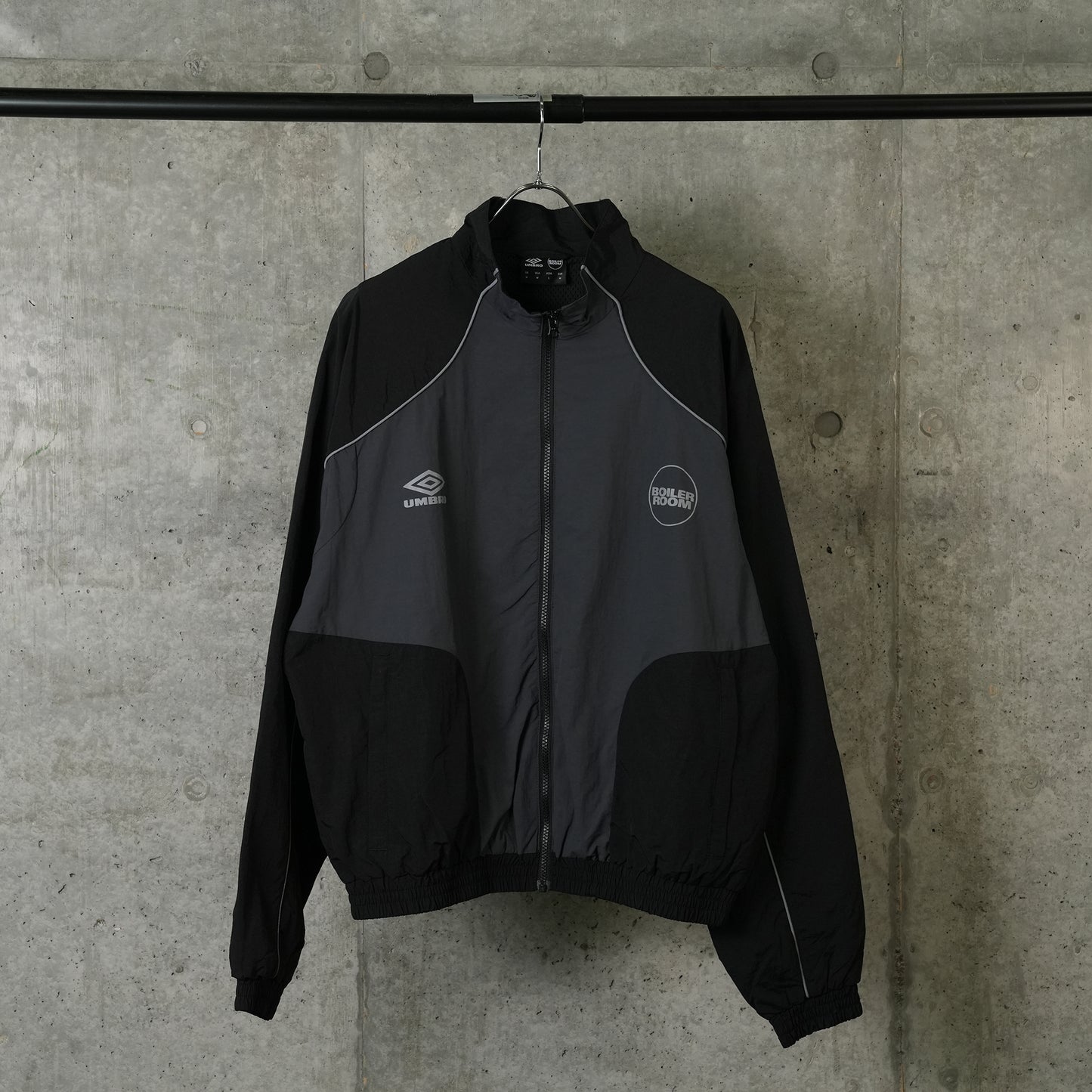 SHELL TRACK TOP / BLACK