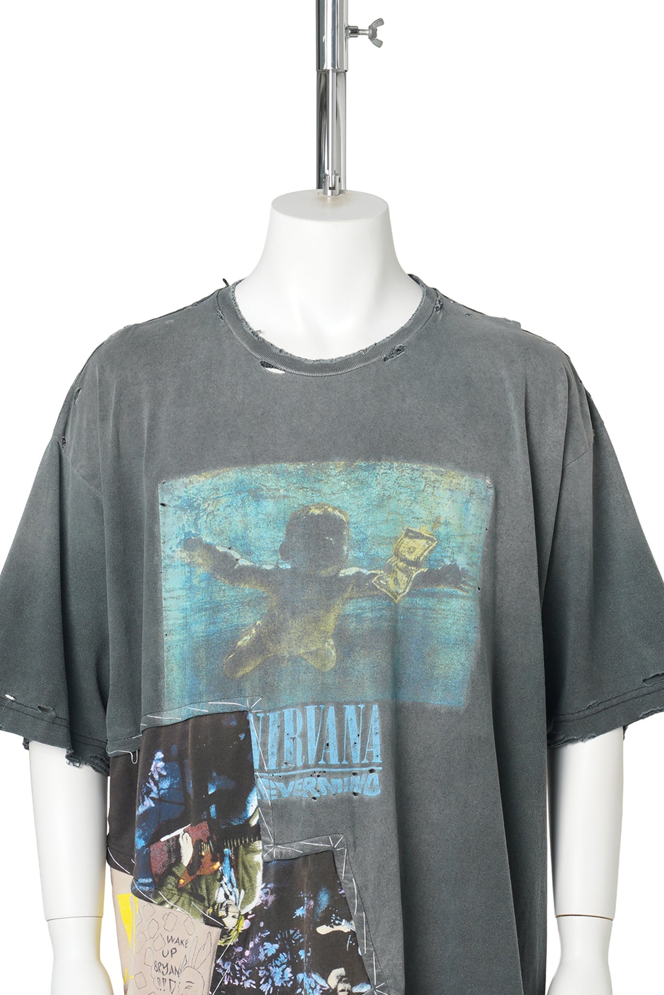 SWIMMING ON SYCAMORE” T-SHIRT / BLACK