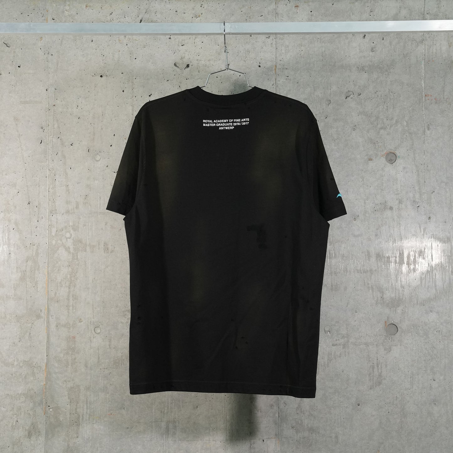 T-SHIRT / BLACK