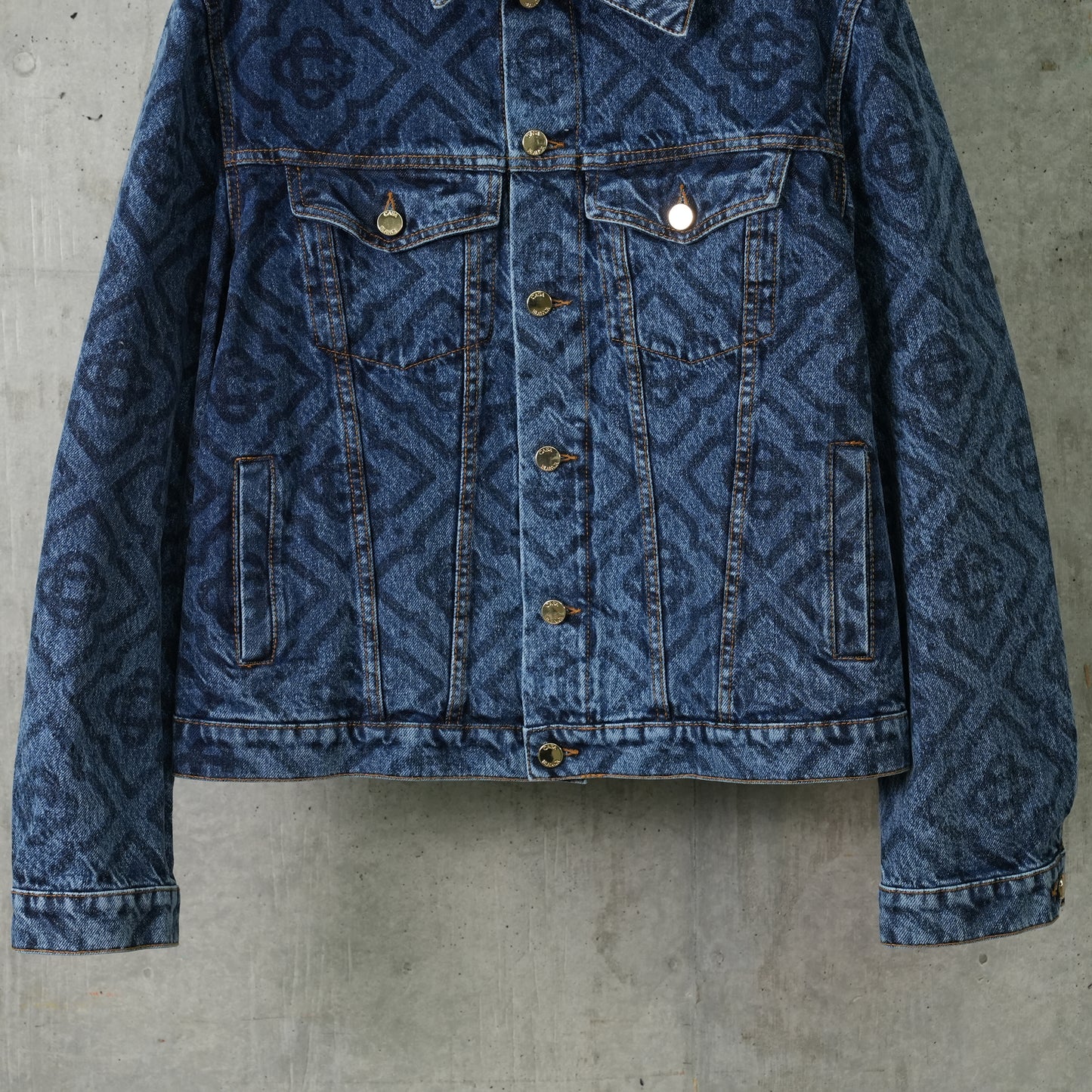 DENIM JACKET LASER MONOGRAM IN DARK VINTAGE / CSB610:MONOGRAM DARK VINTAGE