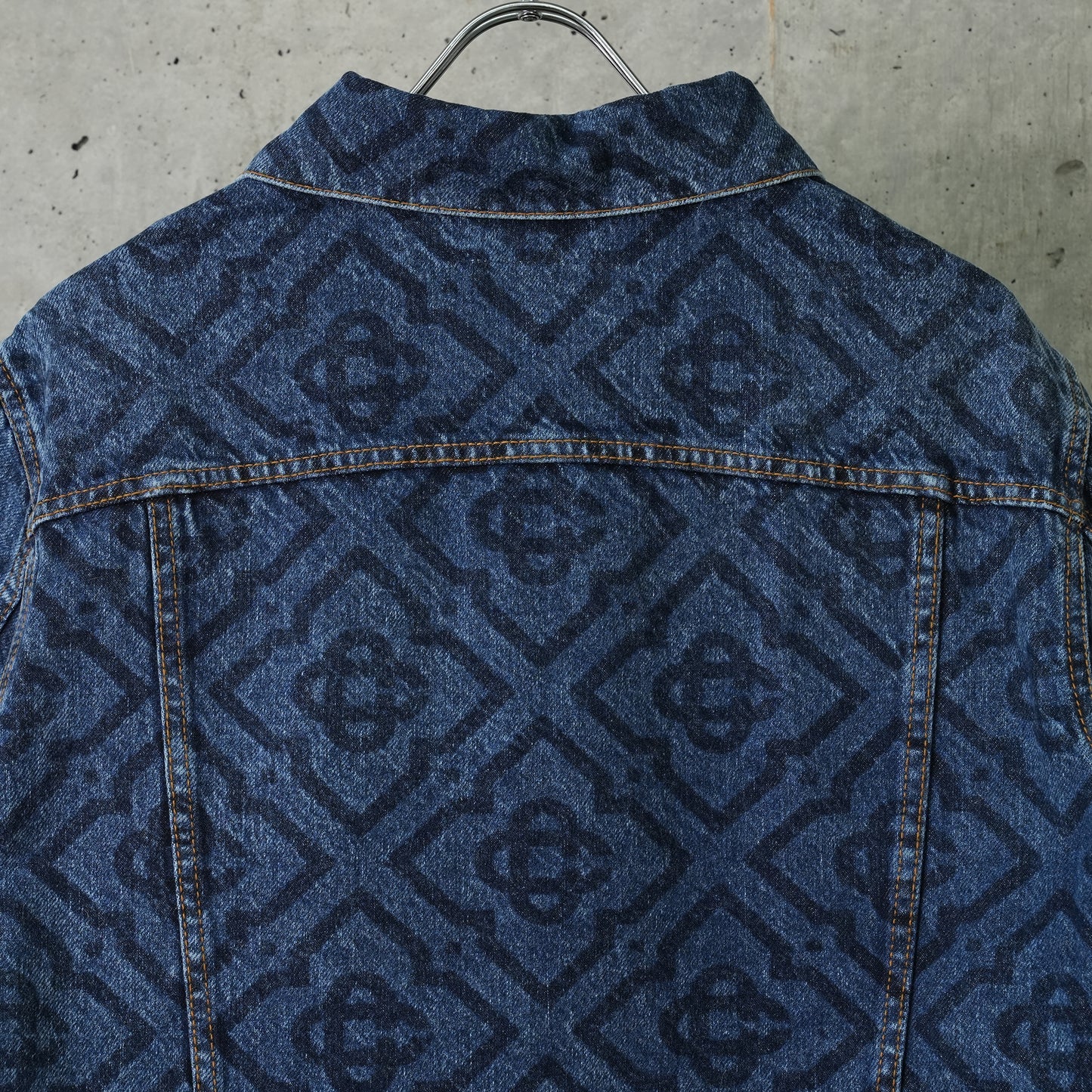 DENIM JACKET LASER MONOGRAM IN DARK VINTAGE / CSB610:MONOGRAM DARK VINTAGE