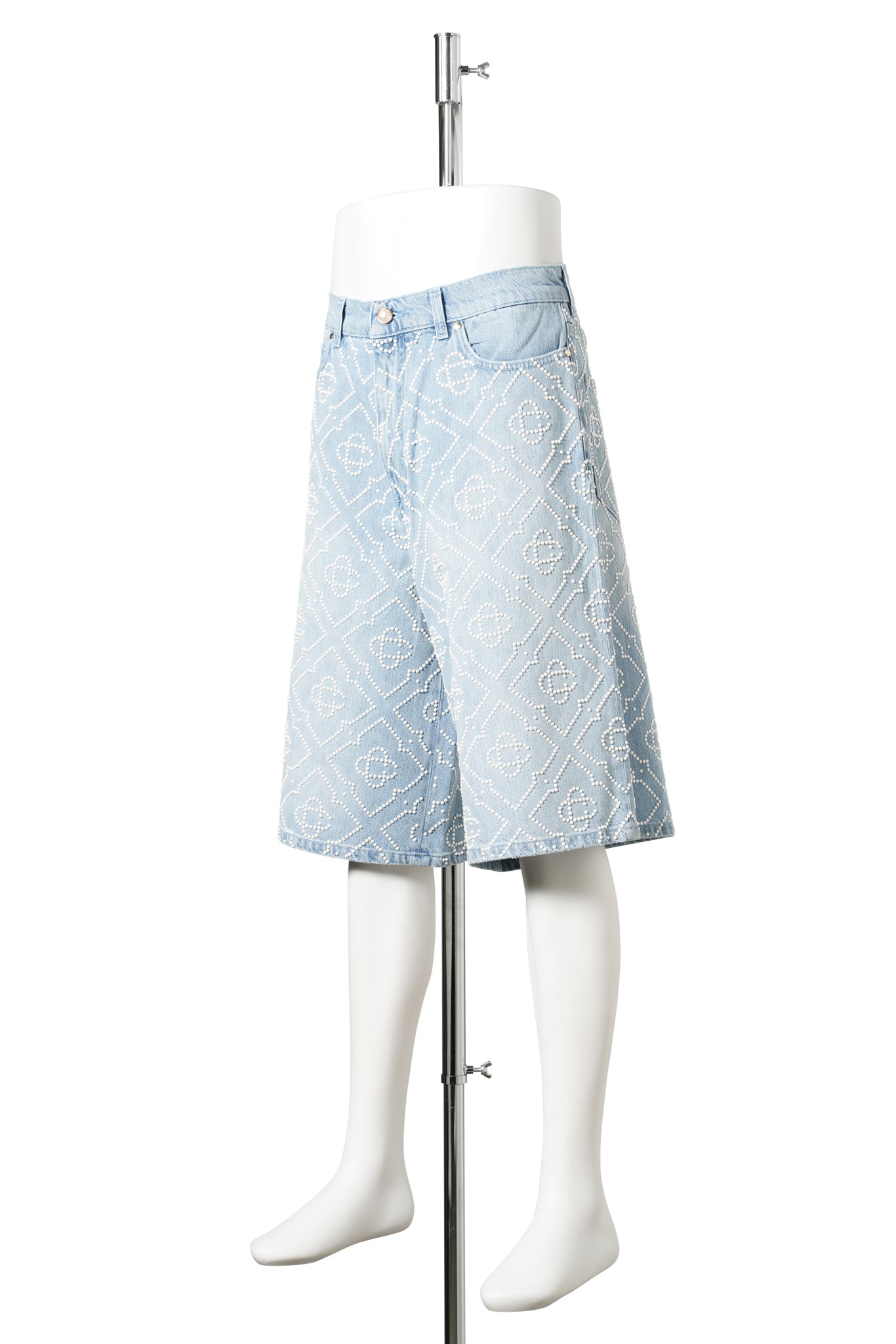 PEARL DENIM SHORTS / CSB245:PEARL MONOGRAM