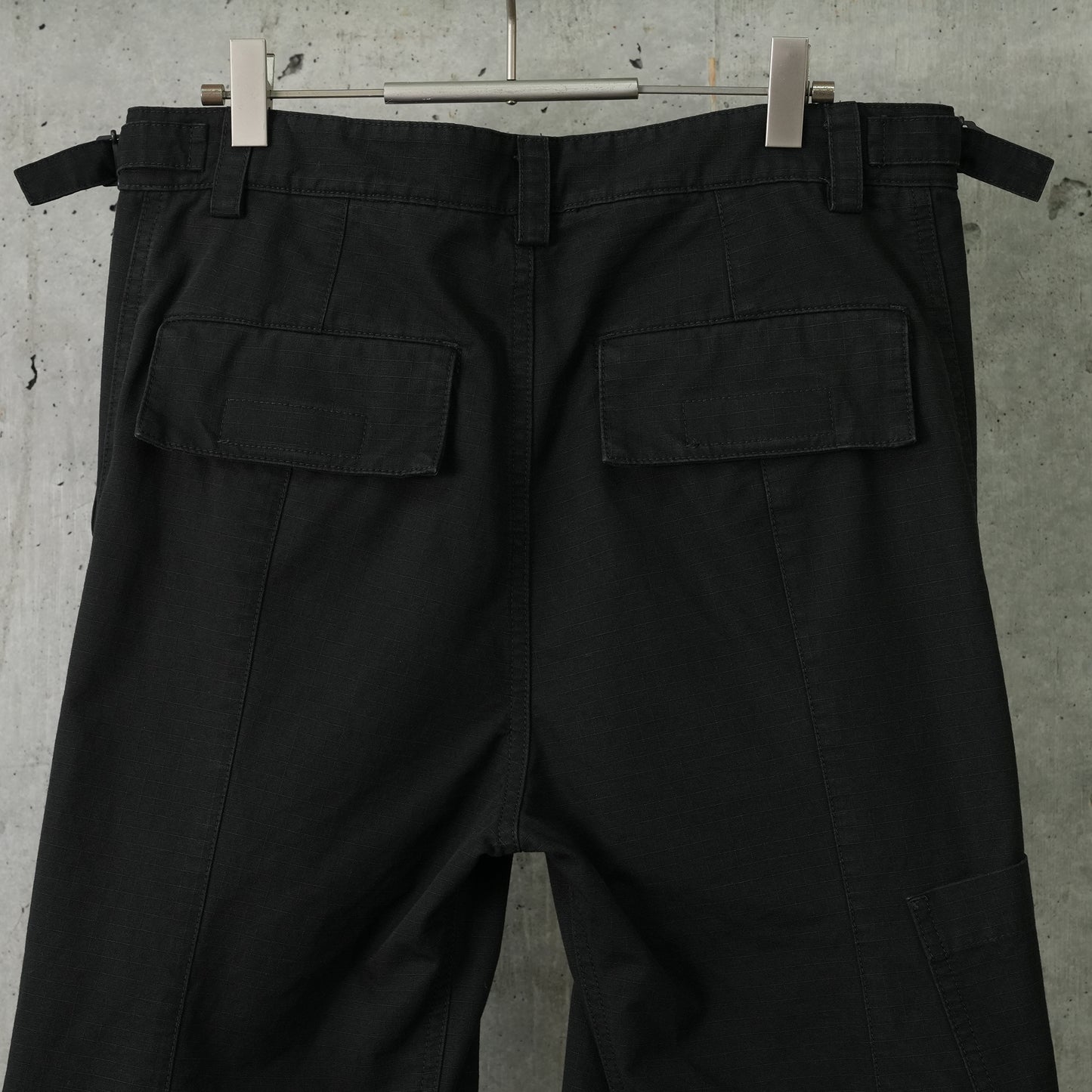 FLARED CARGO PANTS / 1000:BLACK