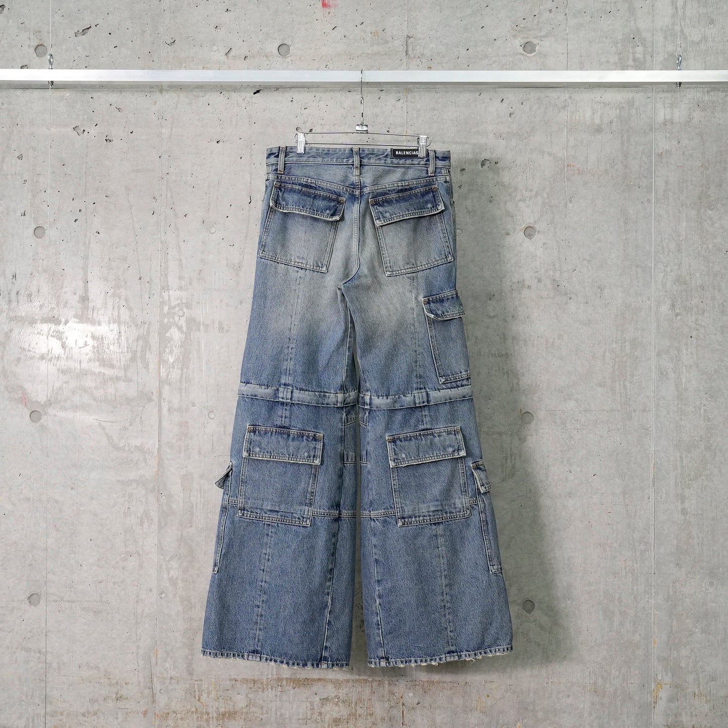 FLARED CARGO PANTS / 4245:SUN BLEACHED BLUE