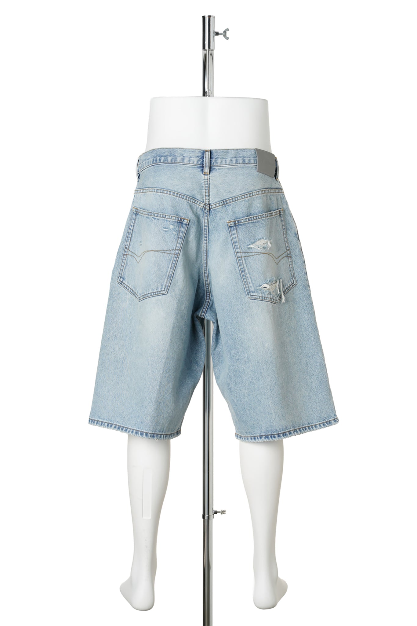 DENIM STAY PRESS SHORTS / 4020:BLEACH LIGHT BLEU