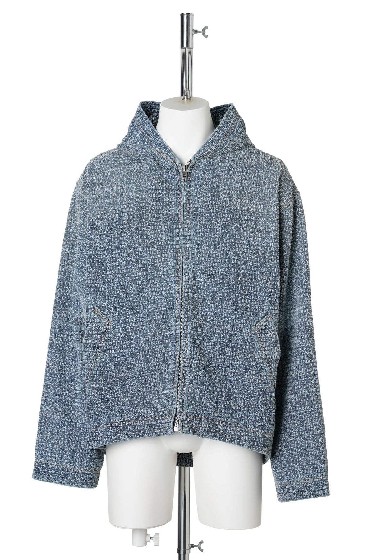 ALL OVER EMBRO HOODED JACKET / 5002:DARK BLUE