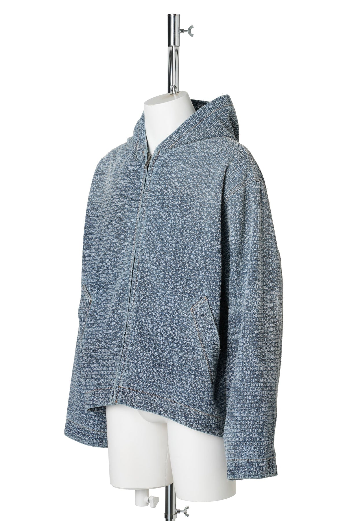 ALL OVER EMBRO HOODED JACKET / 5002:DARK BLUE
