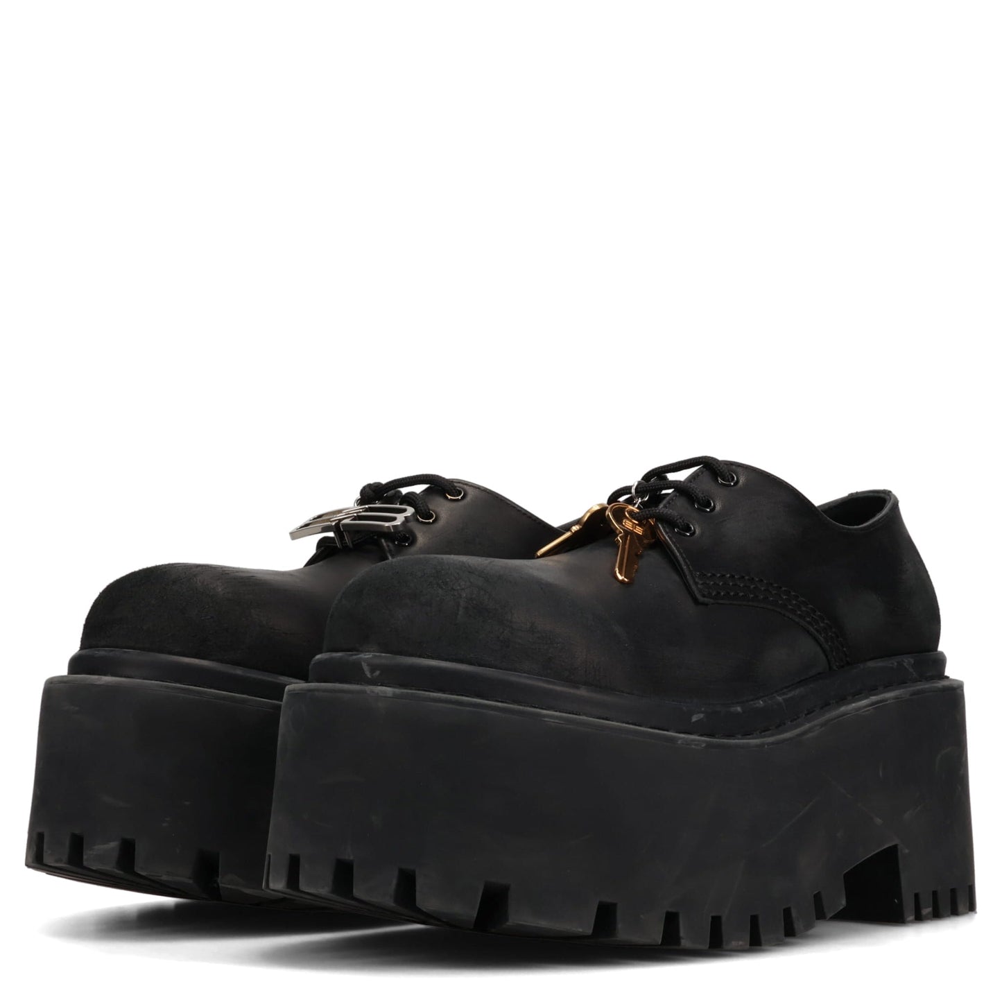 STRIKE DERBY PLTF / 1080:BLACK/MULTIC CHARMS