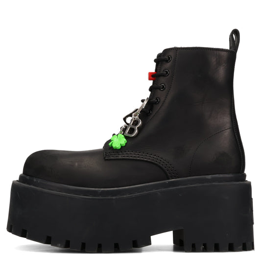 STRIKE BOOTIE PLTF / 1080:BLACK/MULTIC CHARMS