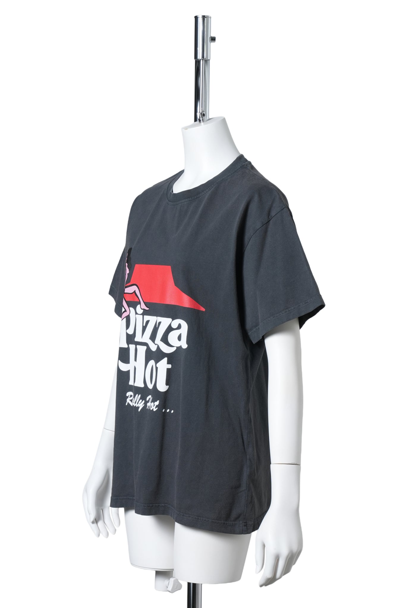 PIZZA HOT / OFF-BLACK