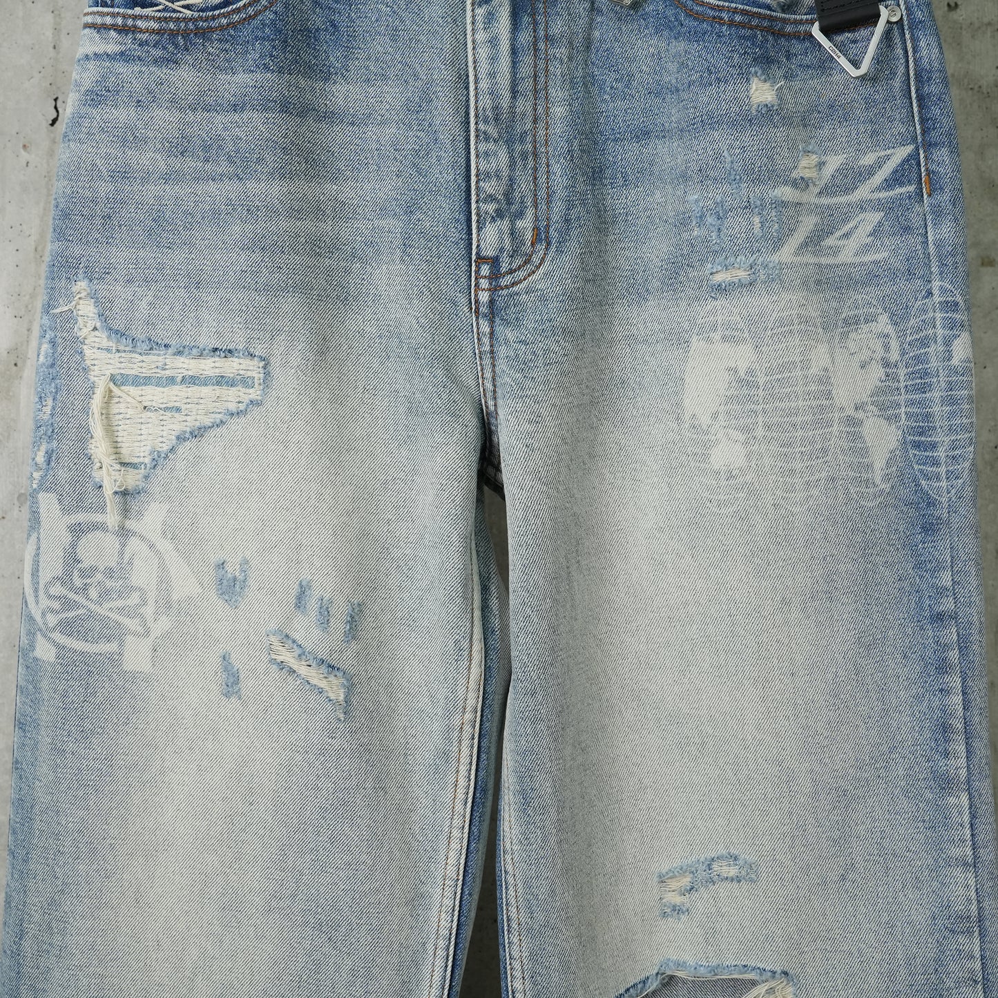 TOTEM LASER JEANS / FADED BLUE