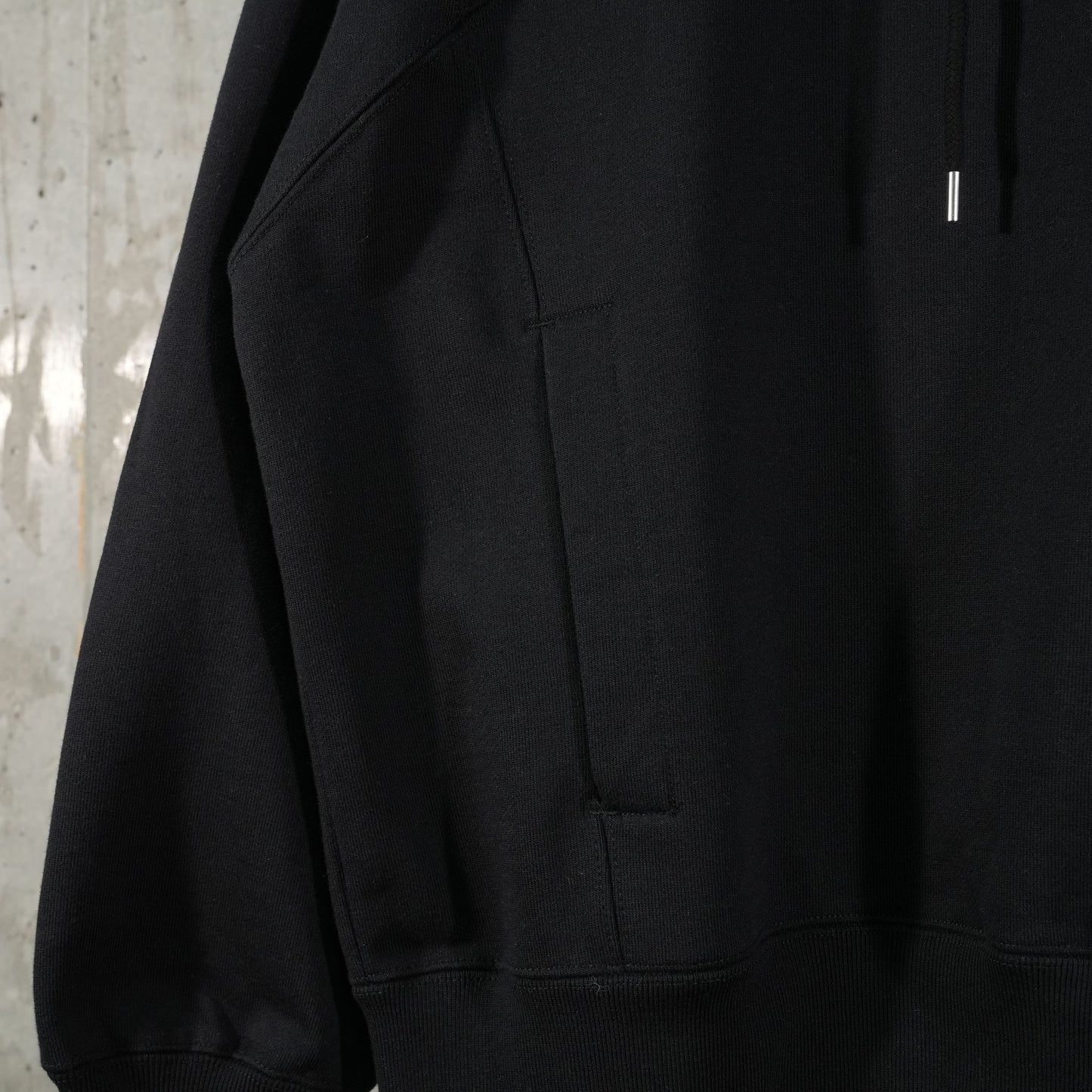 SWITCHING COTTON HOODIE / BLACK